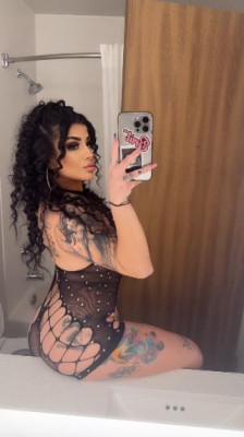Kellycakes💋 listing photo